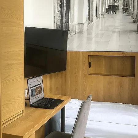 Medhotel Smart Krupnicza W Krakowie Szálloda 3*